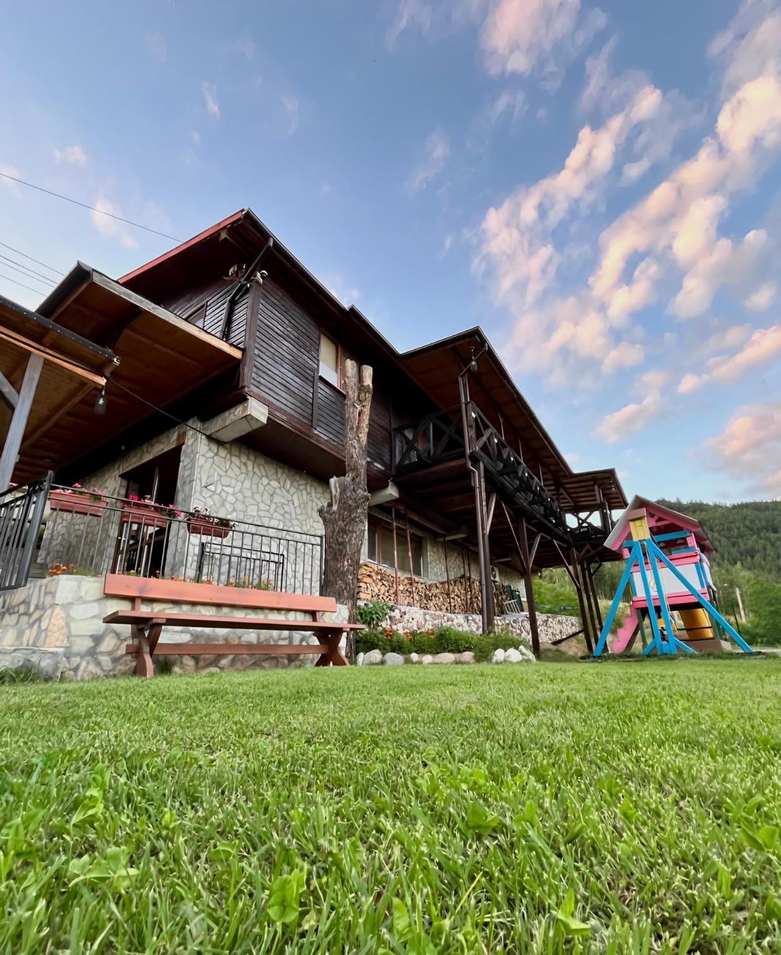 Planinski Polah House Devin Bagian luar foto